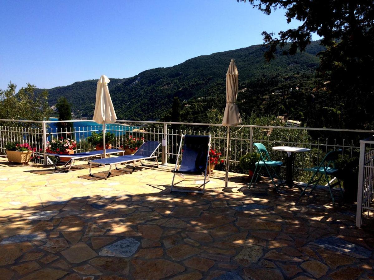 Villa Deep Blue Áyios Nikítas Esterno foto