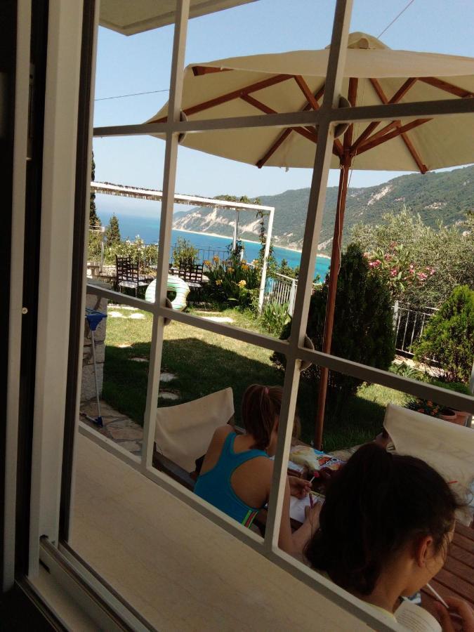 Villa Deep Blue Áyios Nikítas Esterno foto